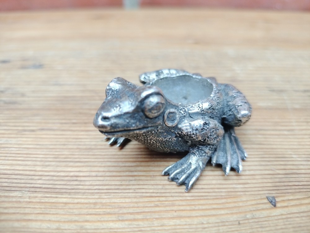 Vintage Silver Plated Cast Frog Toad Candlestick