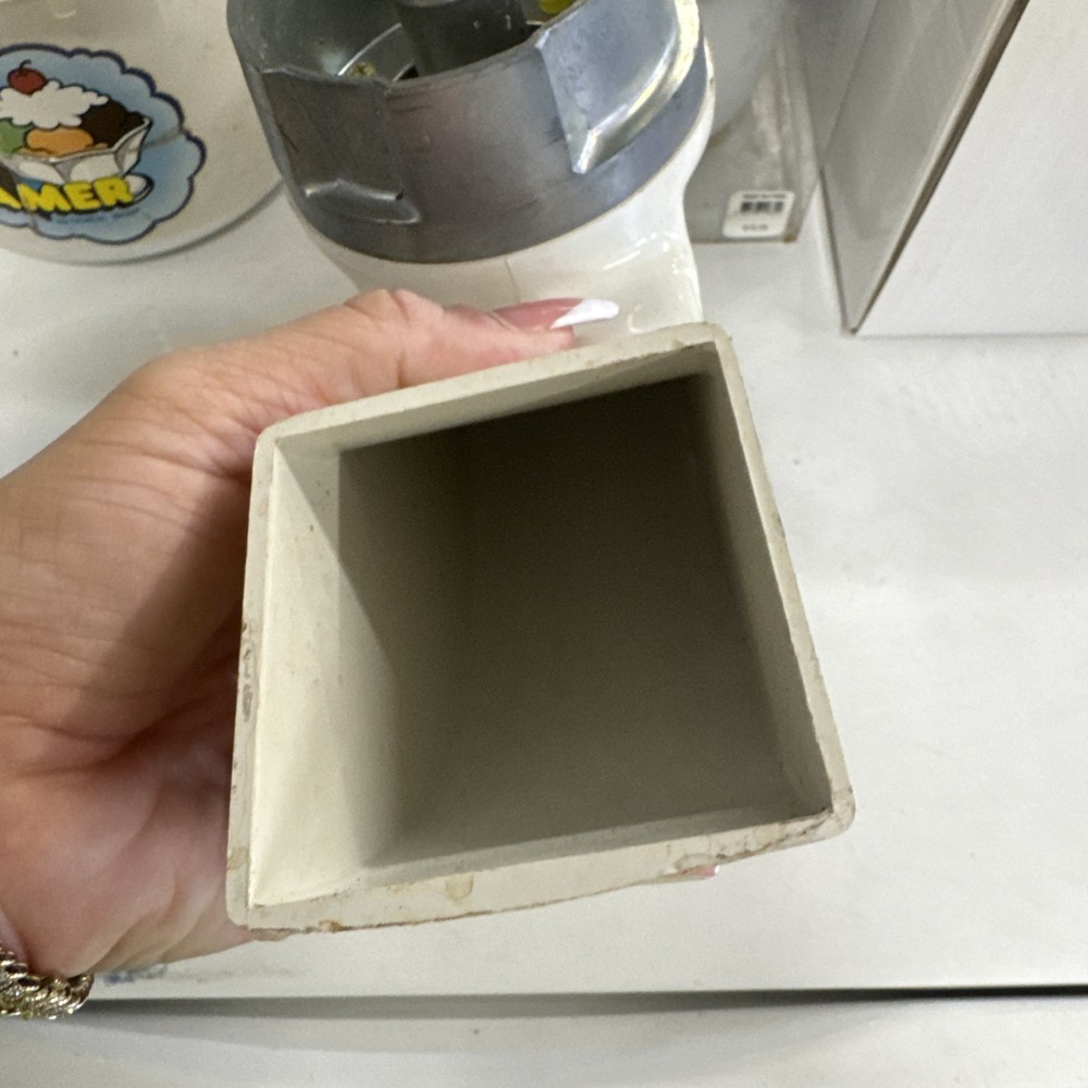 Vintage Oster Icer Model 433B