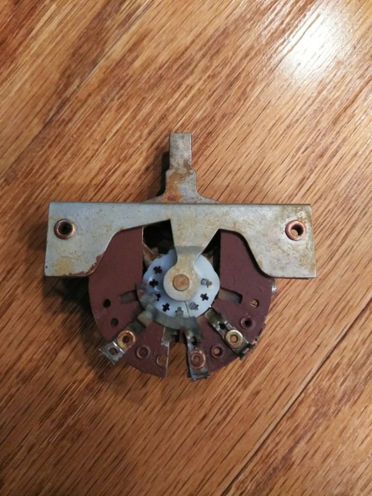 Broken EVH Frankenstein/ Frankenstrat 3-Way Spring Style Pickup Selector Switch