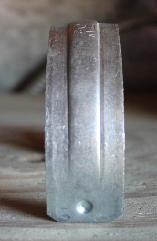 Used Unbranded Ridged 3-1/2" 1-Hole Pipe Strap