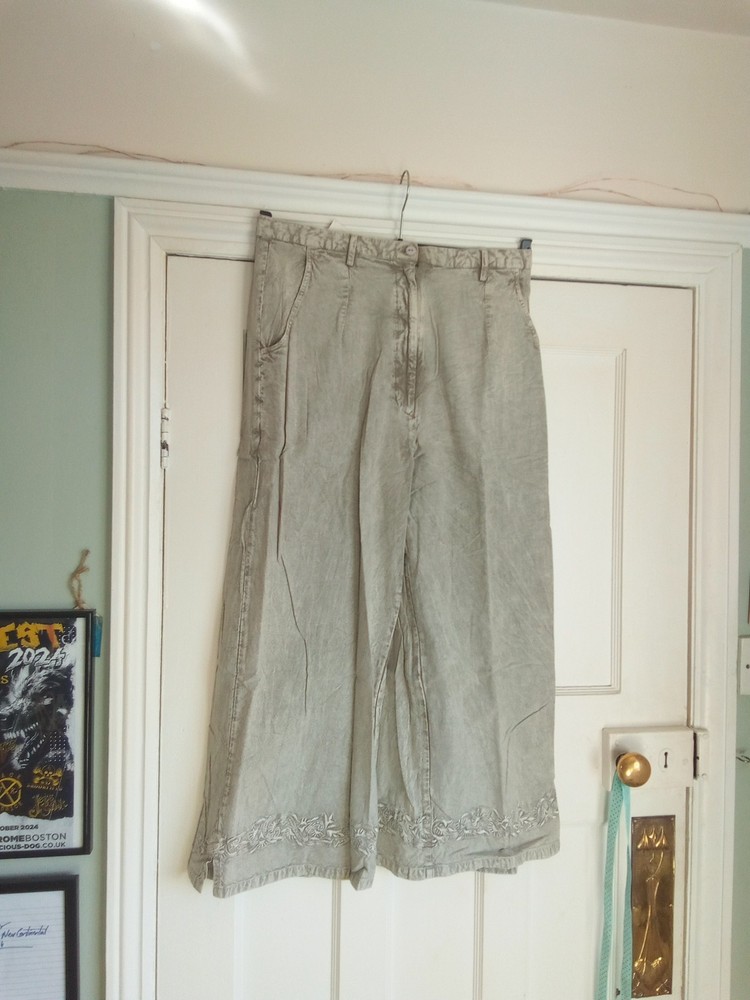 Stonewashed Flared Summer Trousers Embroidered Detailing Medium Boho Hippy