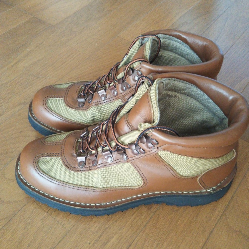 Danner feather light