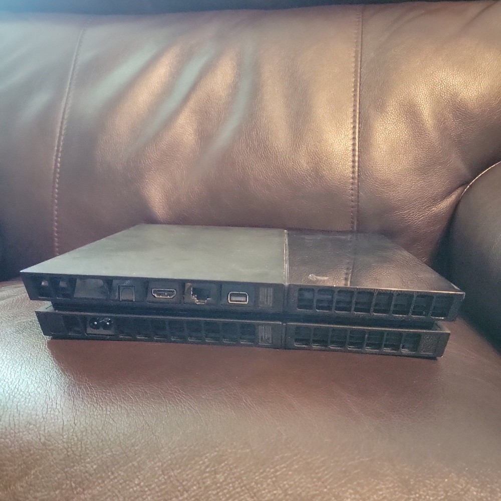 Playstation 4 Console