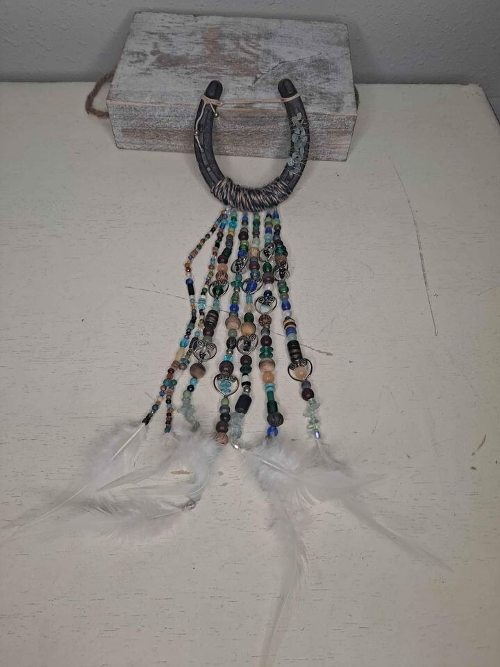 Rustic Horseshoe Bead Feather Wall Hang