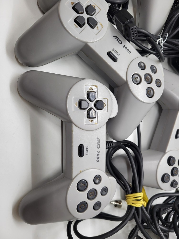 Vintage Game console Mega Drive 2 Console 16 bit working cartridges different