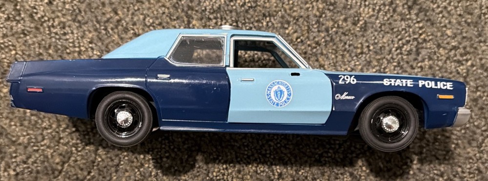 State Police Dodge ￼