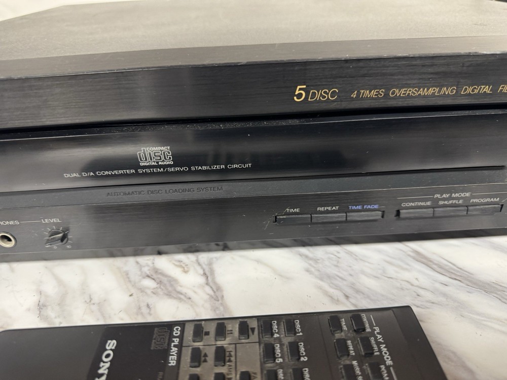 Sony CDP-C325 Home Stereo 5-Disc CD Changer Player w/Remote