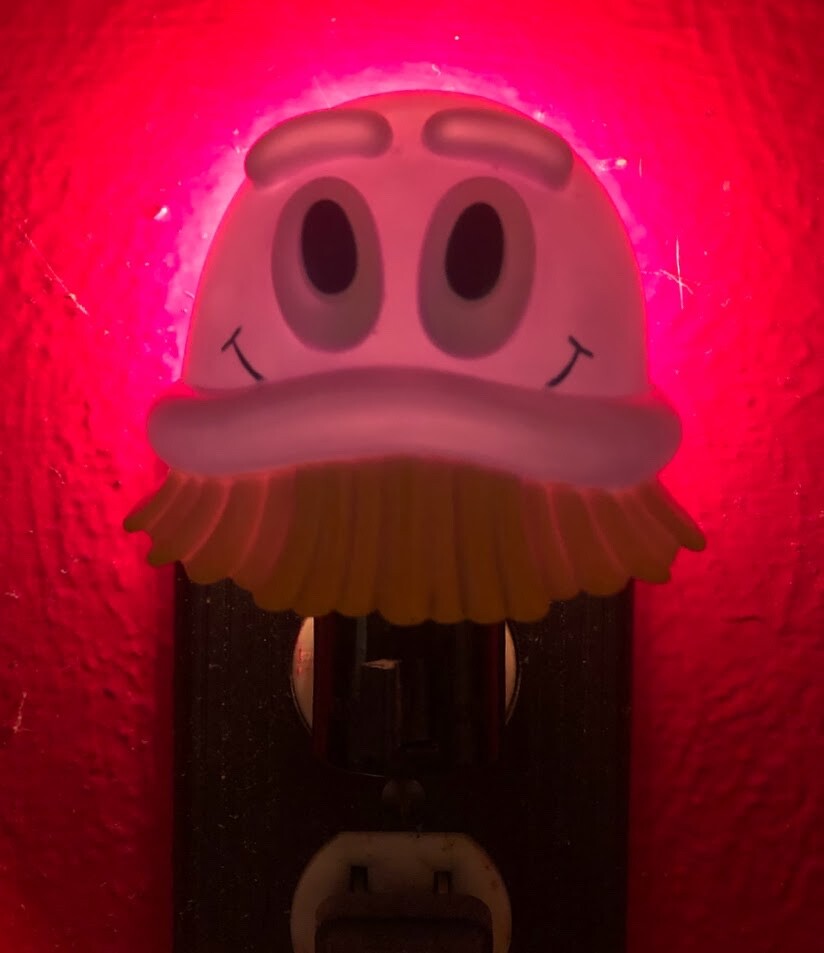 Scrubbing Bubbles Night Light from early 1990s. Excellent condition.