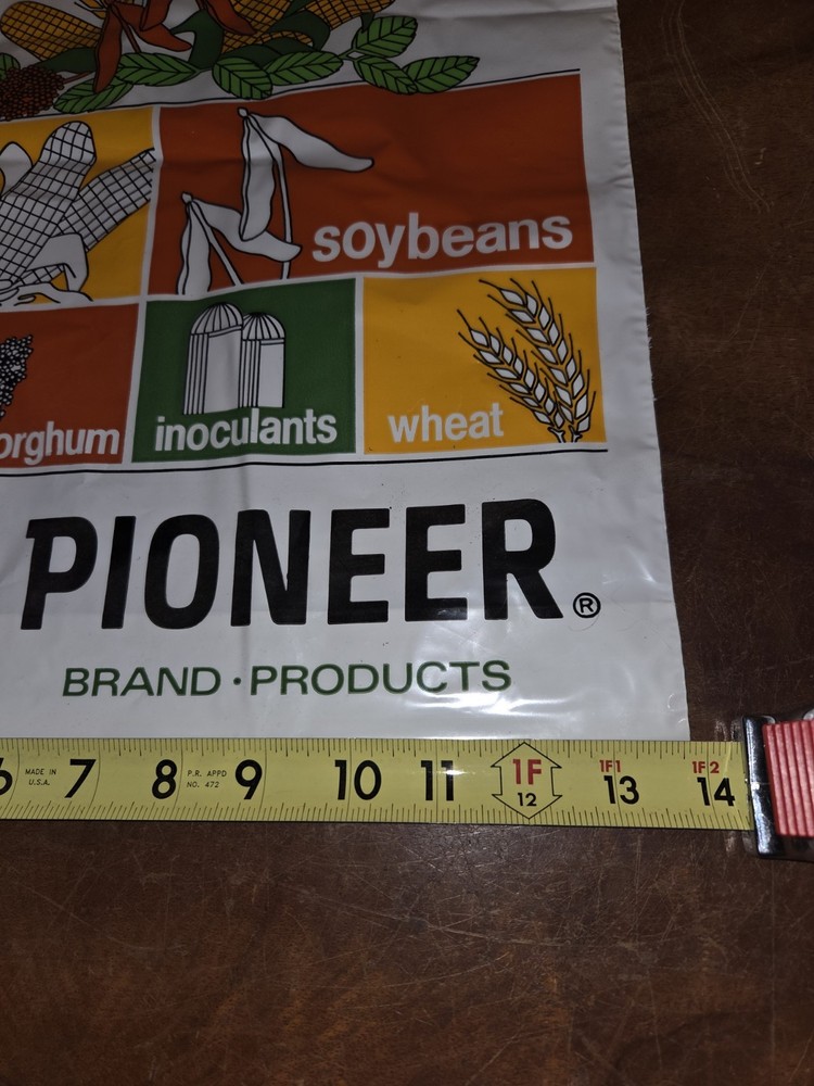 Vintage Pioneer Seed Corn Plastic Bag String Pull Sack Soybean Wheat Alfalfa