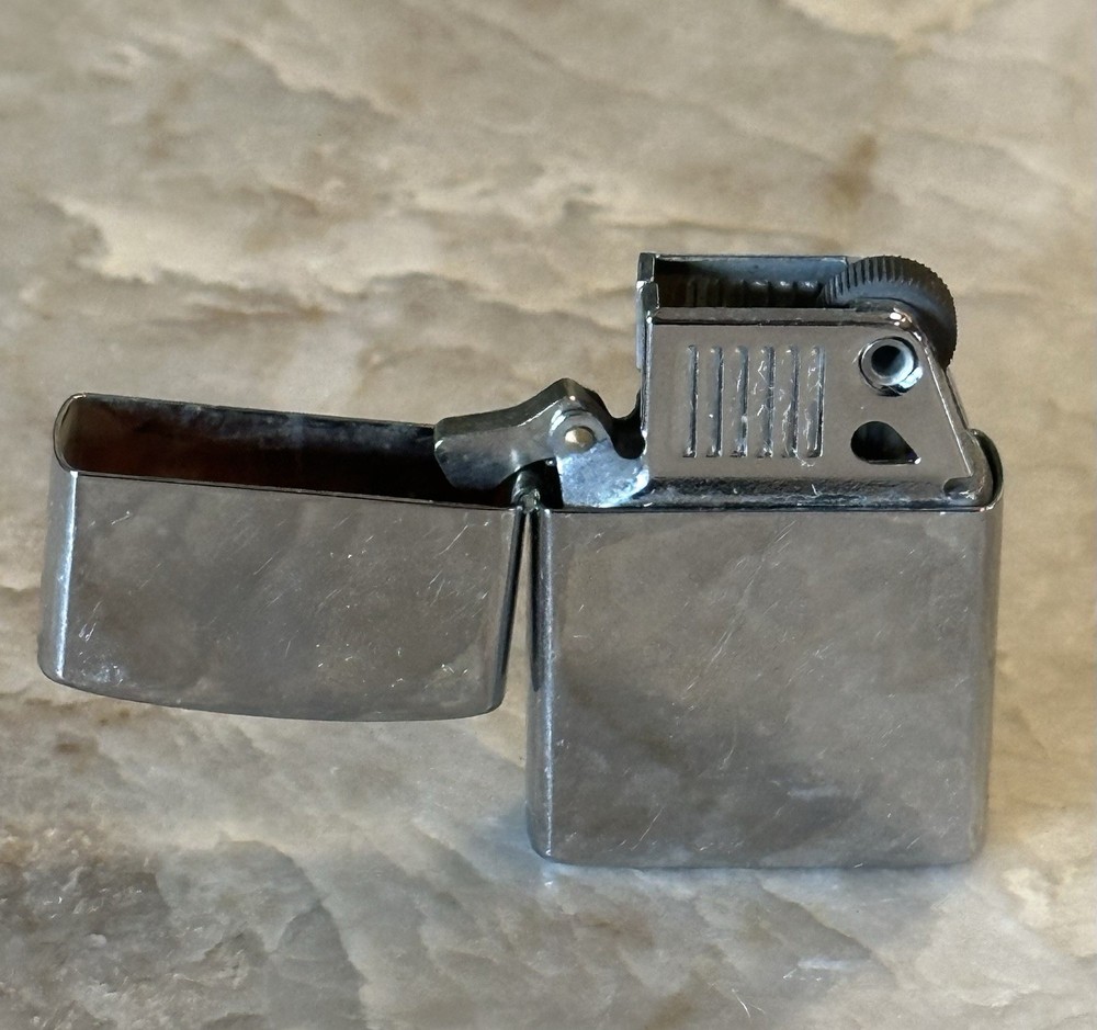 Ronson Wind II Shiny Chrome Windproof Lighter Sparks Nice