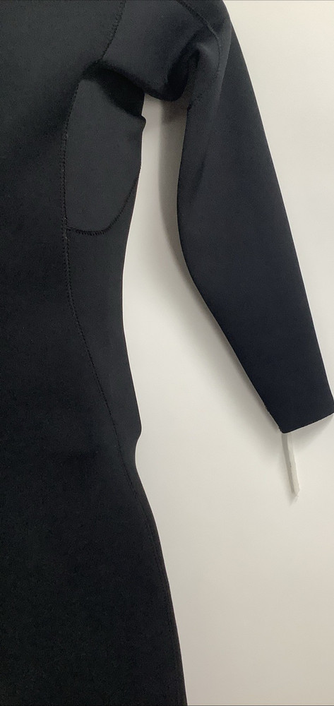HyperFlex Men's 3/2 mm VYRL Chest Half Zip Black Wetsuit Size Medium