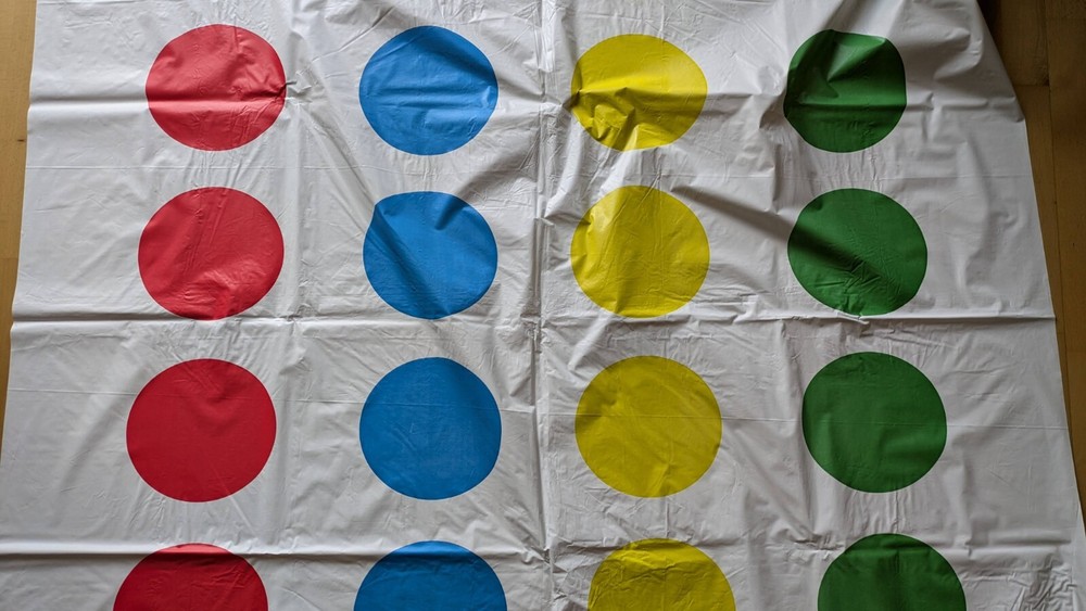 1974 Game Twister Milton Bradley