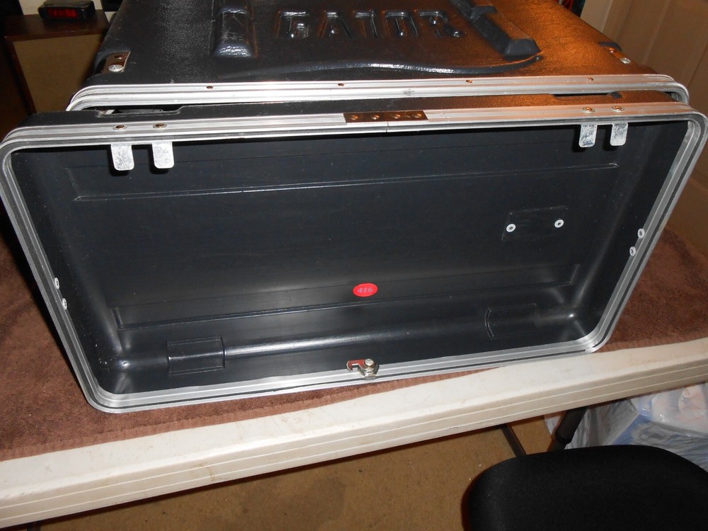 Gator G-SHOCK 4L Shockmount 4U Rack Case