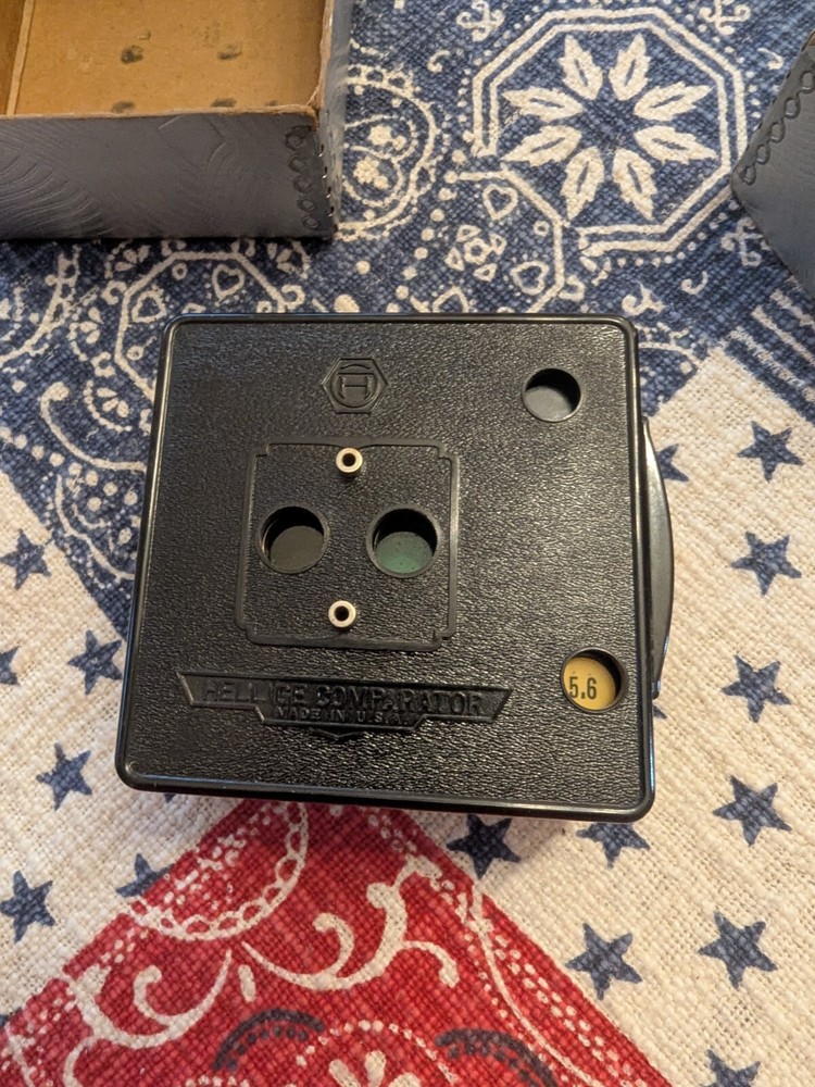 Vintage Hellige model 605 Pocket Comparator with Box