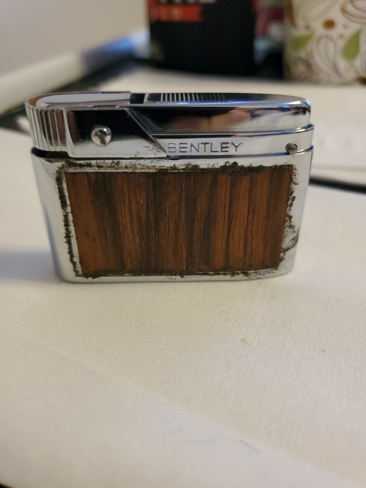 bentley lighter made in austria Vintage