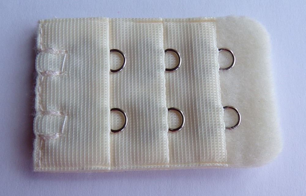 BRA EXTENDER Sally’s ® - 2 HOOKS 3 POSITIONS - 2 PIECE PACK