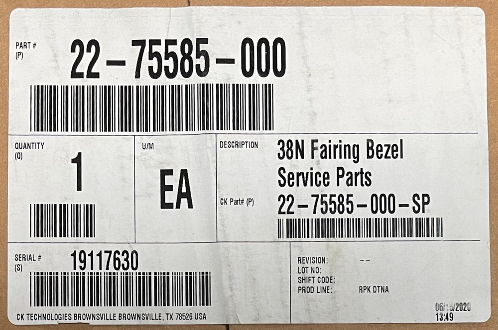 FREIGHTLINER Fairing Bezel 22-75585-000