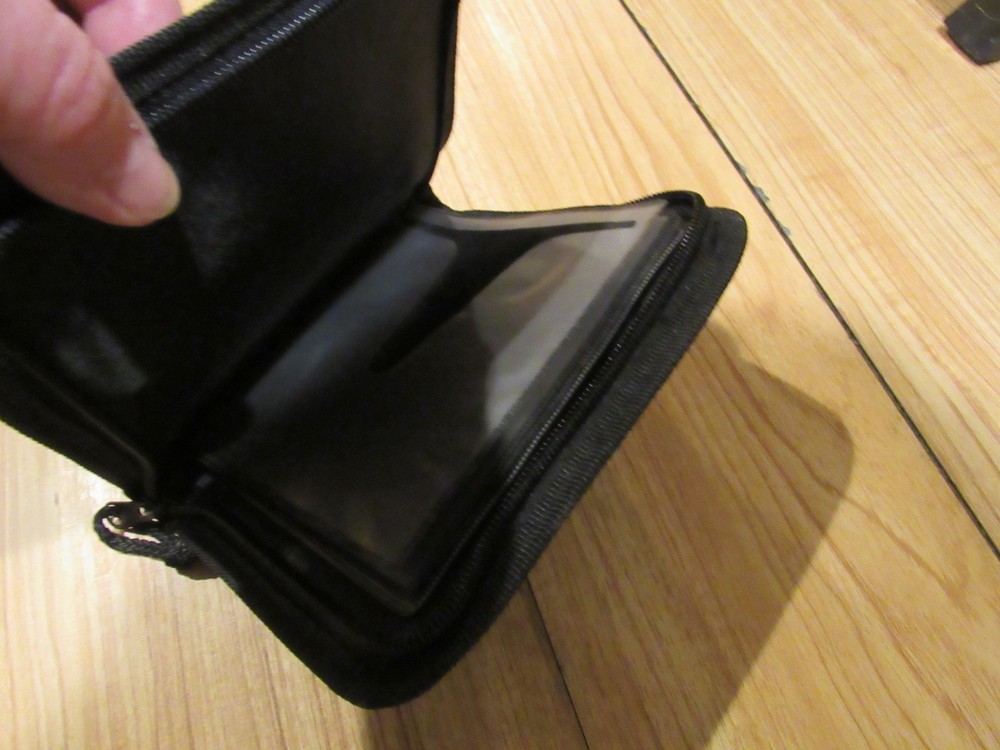 CD Wallet Soft Black Used holds 12