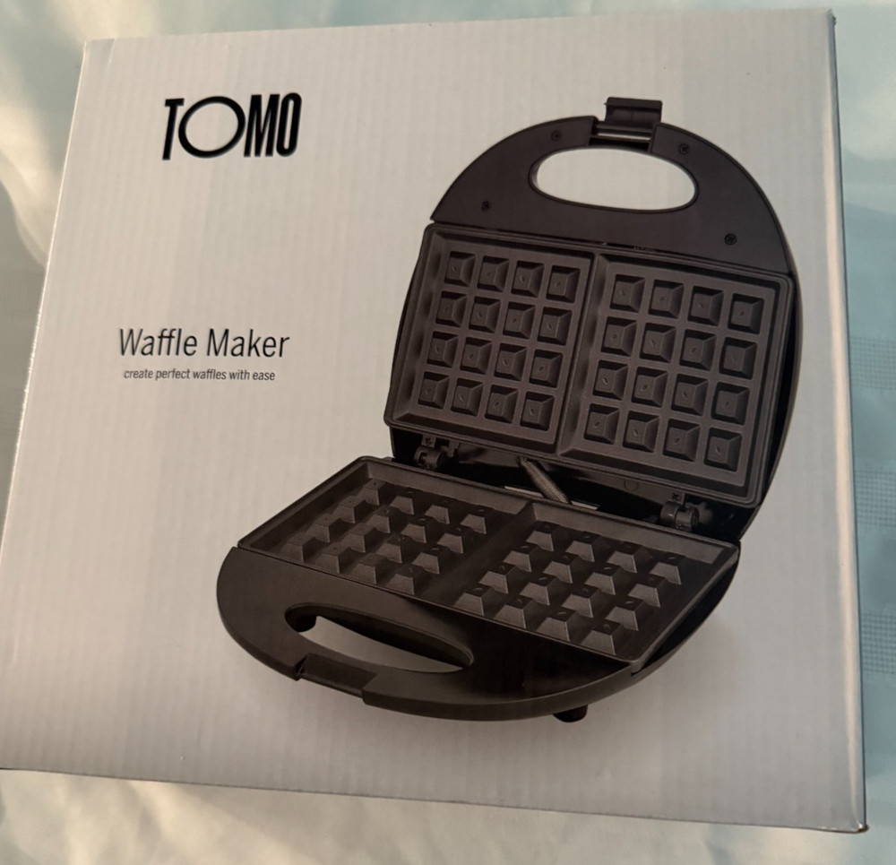 Tomo Non-stick Waffle Maker