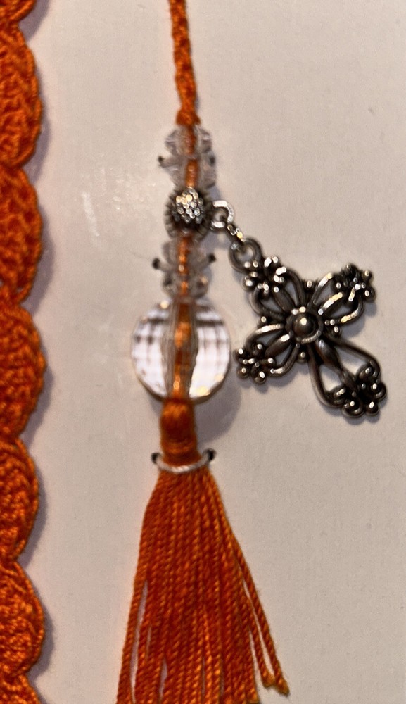 Crocheted Scallop Bookmark