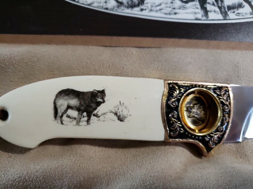 COLLECTOR WOLF KNIFE