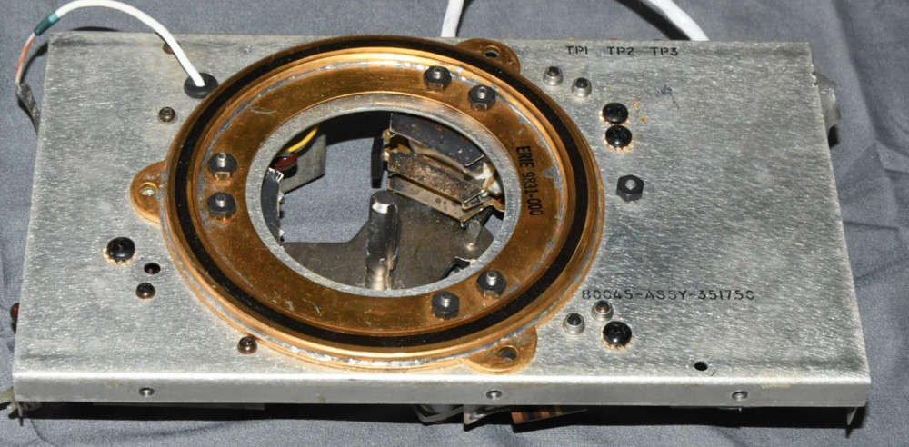 Eimac Y531 Screen Socket Mounted In Frame