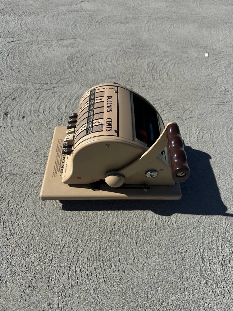 PayMaster Ribbon Machine Series 8000