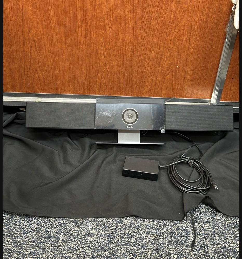 Poly Studio USB Video Bar – 4K Conference Camera & Audio System