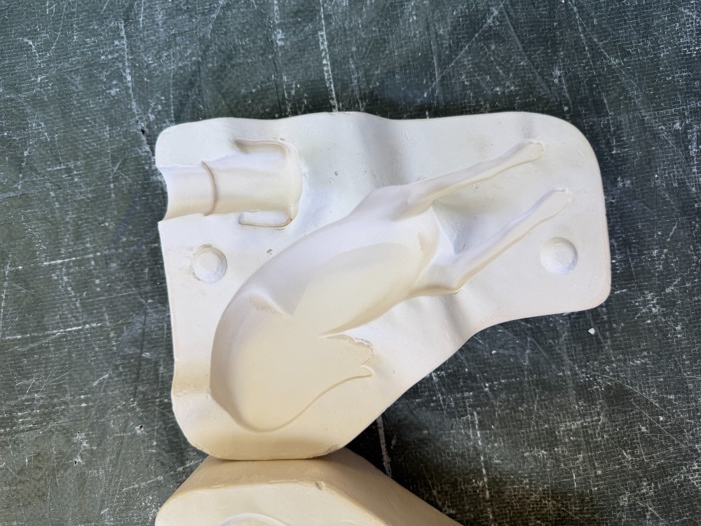 VINTAGE DUNCAN CERAMIC MOLD #DM-449 LYING DOWN DALMATIAN