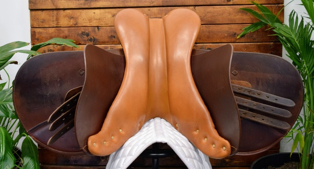 17" Pessoa Amo *Straight Flaps*