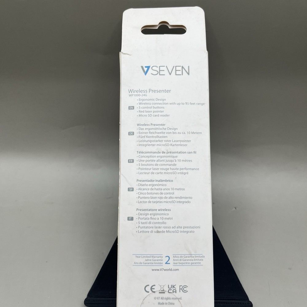 Seven Wireless Presenter Laser Pointer MicroSD Card Reader WP1000-24G