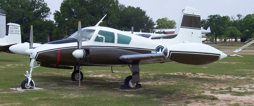 CESSNA 310A PLAN + CONSTRUCTION ARTICLE & SCALE DATA to Build UC Model Airplane