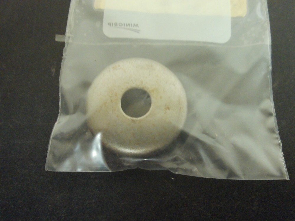 AGCO- RETAINER - 30-3224805 BX8ARL