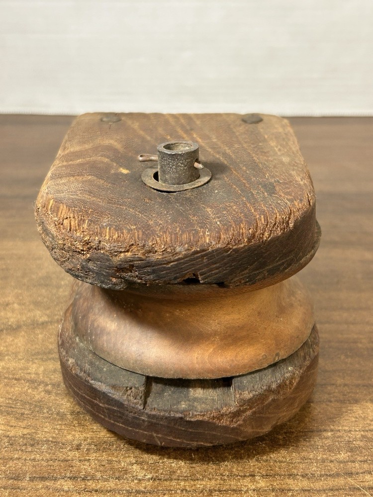Antique Wood Single Pulley