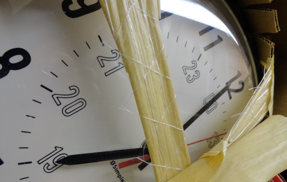 Simplex Wall Clock 6310-9233 , NEVER USED