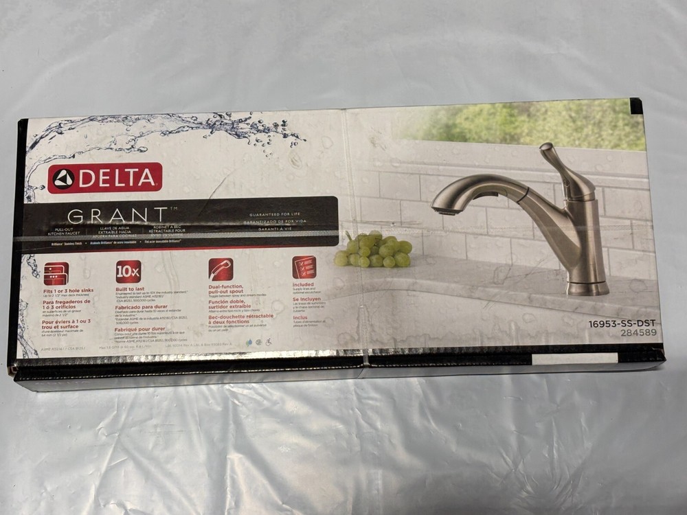 Delta Grant 16953-SS-DST Single-Handle Pull-Out Kitchen Faucet in Stainless