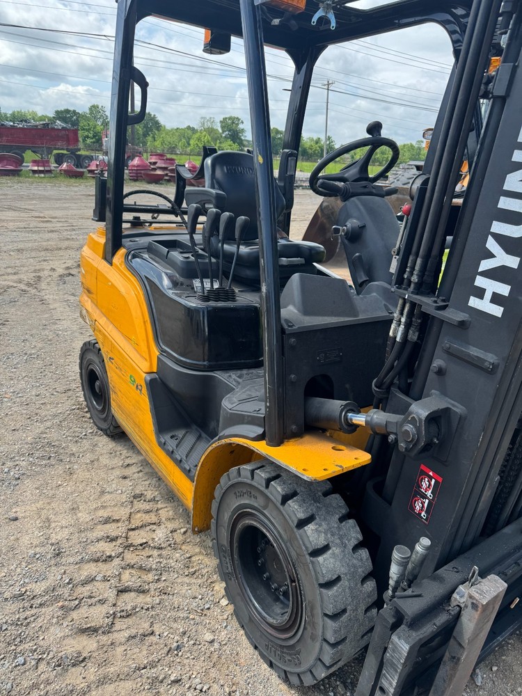 2018 HYUNDAI 5K PNUEMATIC FORKLIFT
