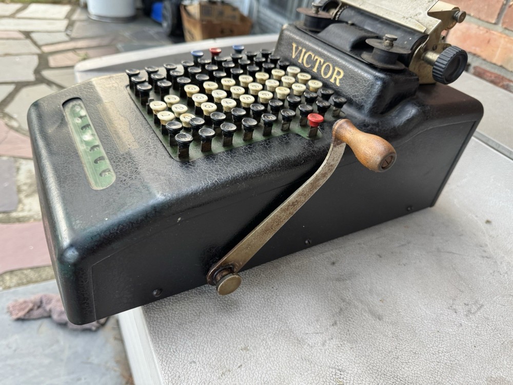 VICTOR Adding Machine Vintage 1920's Working