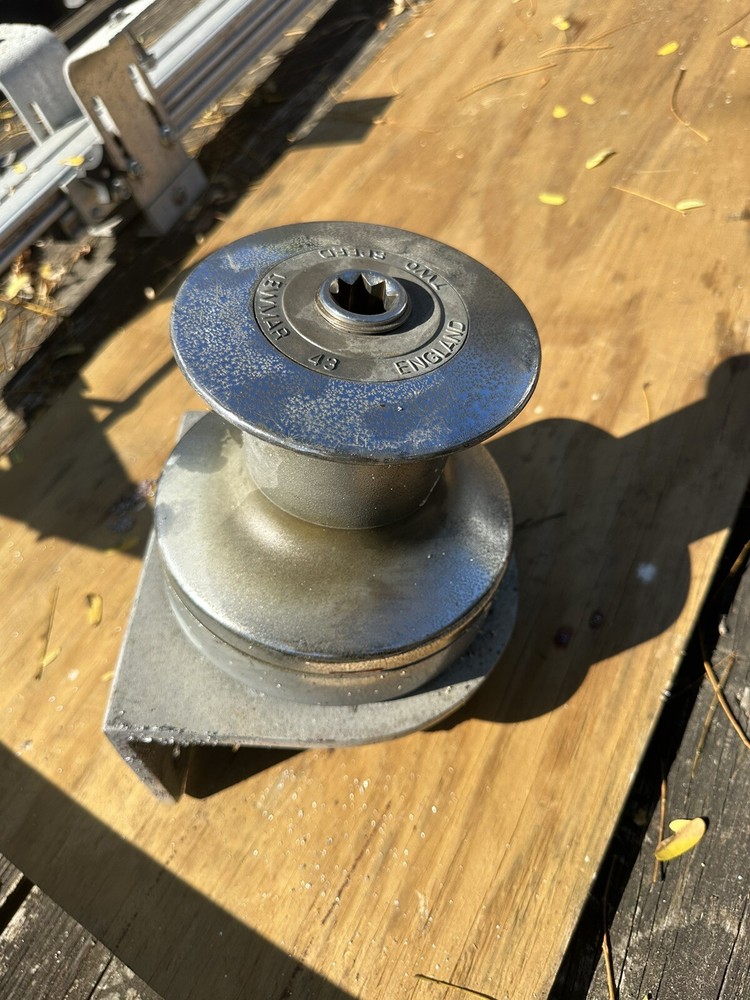 Lewmar 43 Two-Speed Winch Sailing