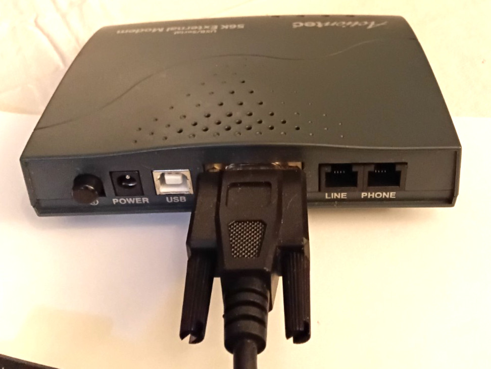 Actiontec USB/Serial 56K External Modem EX560LKU With Power Supply & Cable