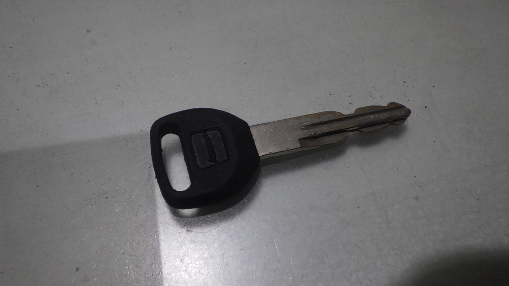 00 HONDA CIVIC Ignition W/Key
