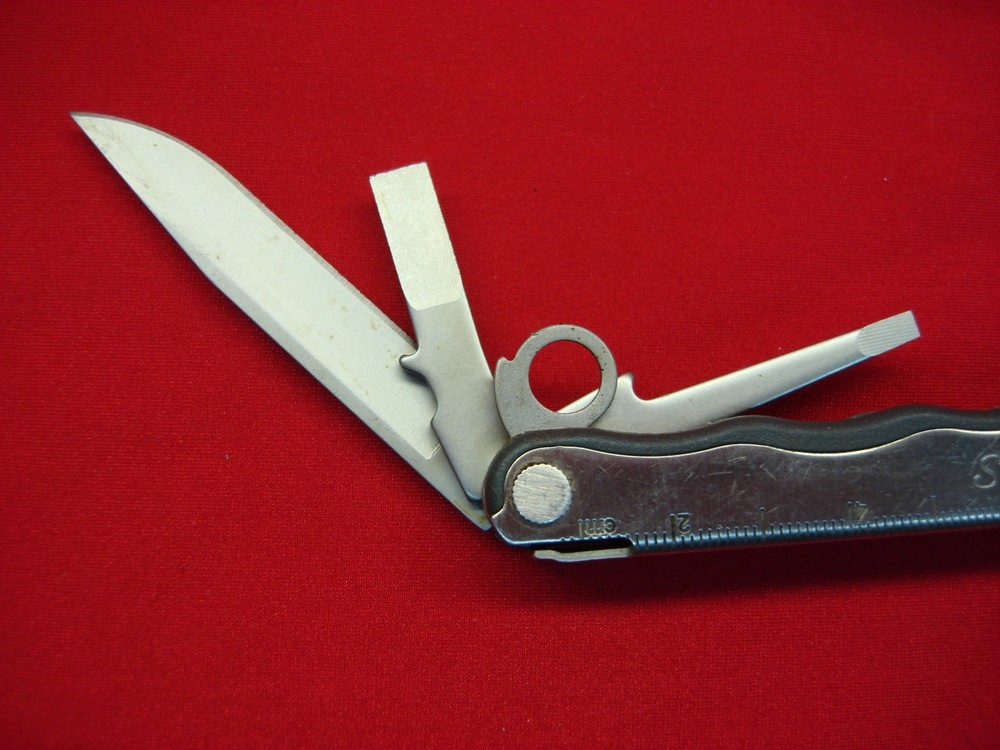 LEATHERMAN KICK MULTI-TOOL - GENUINE WITH 5 TOOLS - PREOWNED BUT VERY NICE COND.