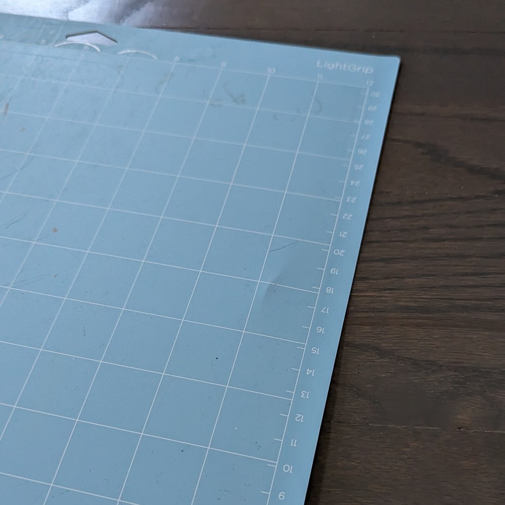 Cricut LightGrip Cutting Mat 12in x 12in | Explorer & Maker