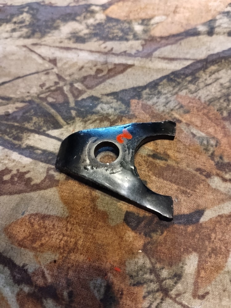 Distributor Clamp Mercruiser