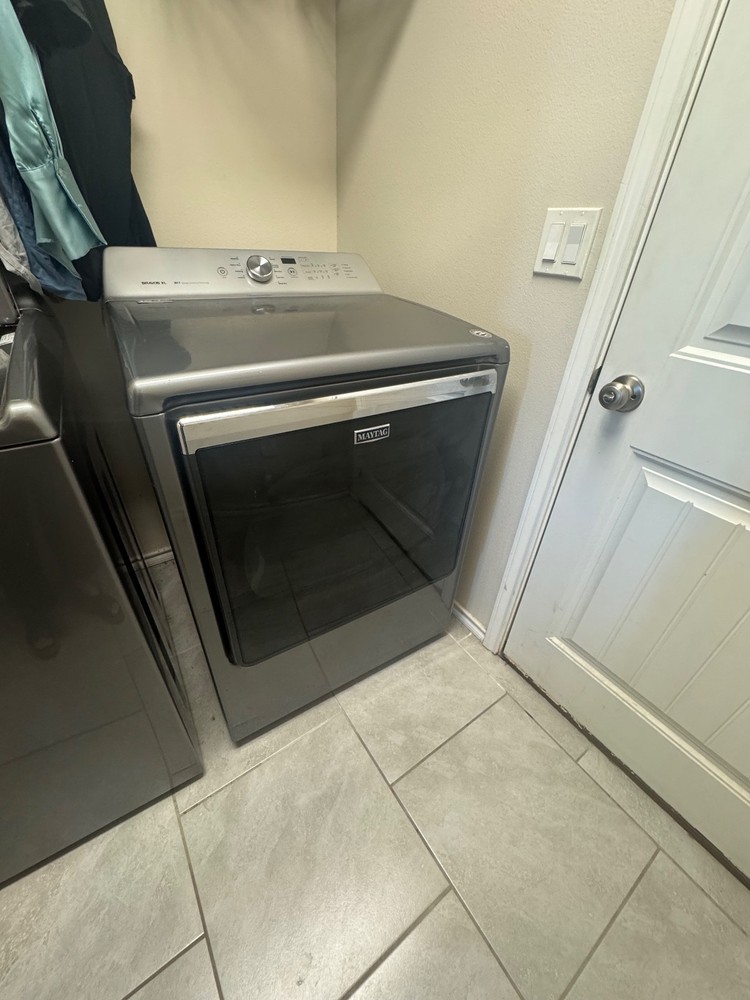 maytag washer dryer set used pre owned