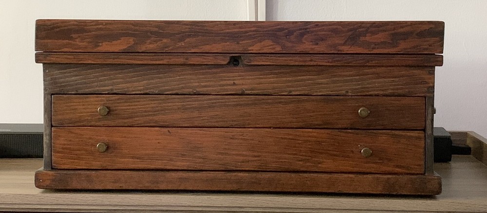 HAND MADE WOOD FLY TYERS CHEST