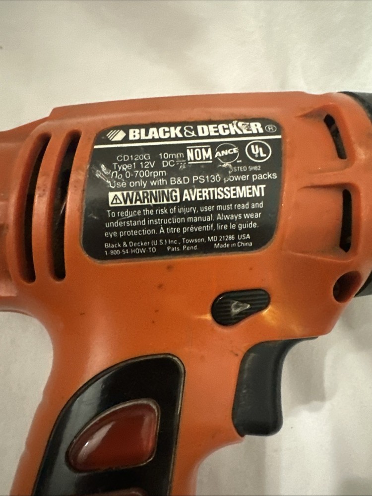 Black & Decker CD120G Cordless Drill W/Battery UNTESTED