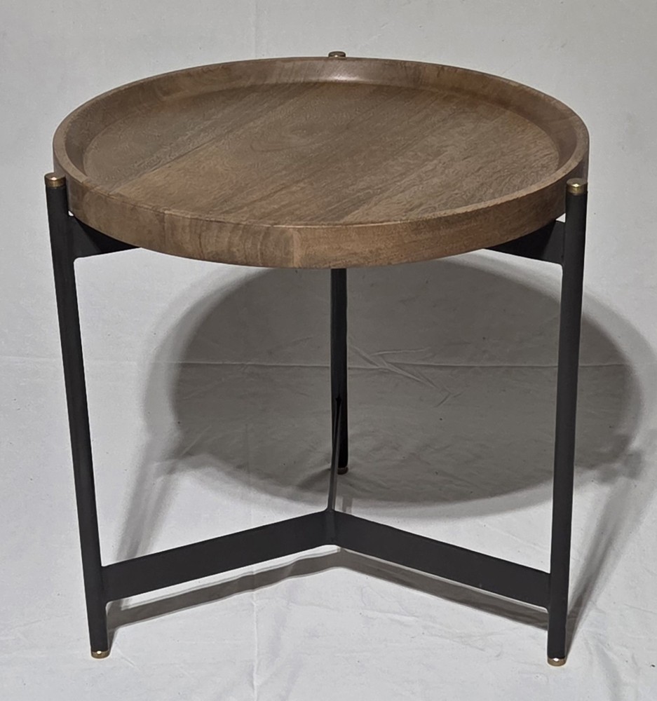 Poly & Bark Marquisa Mango Wood 20" Round Side Table