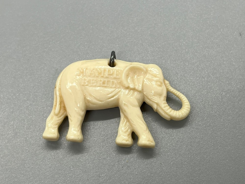 Mampe Berlin Plastic Alcohol Premium Collectible Cool!