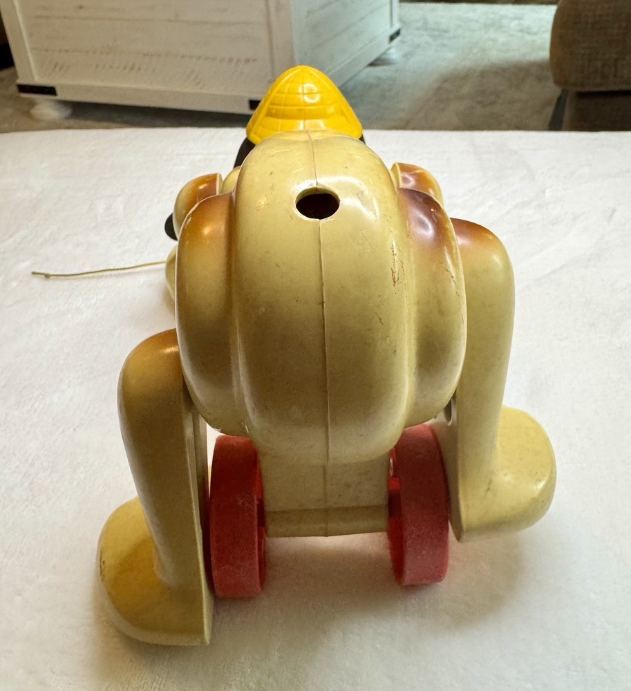 Vintage 1970s Hasbro Digger The Bloodhound Dog Sleuth Detective Pull String